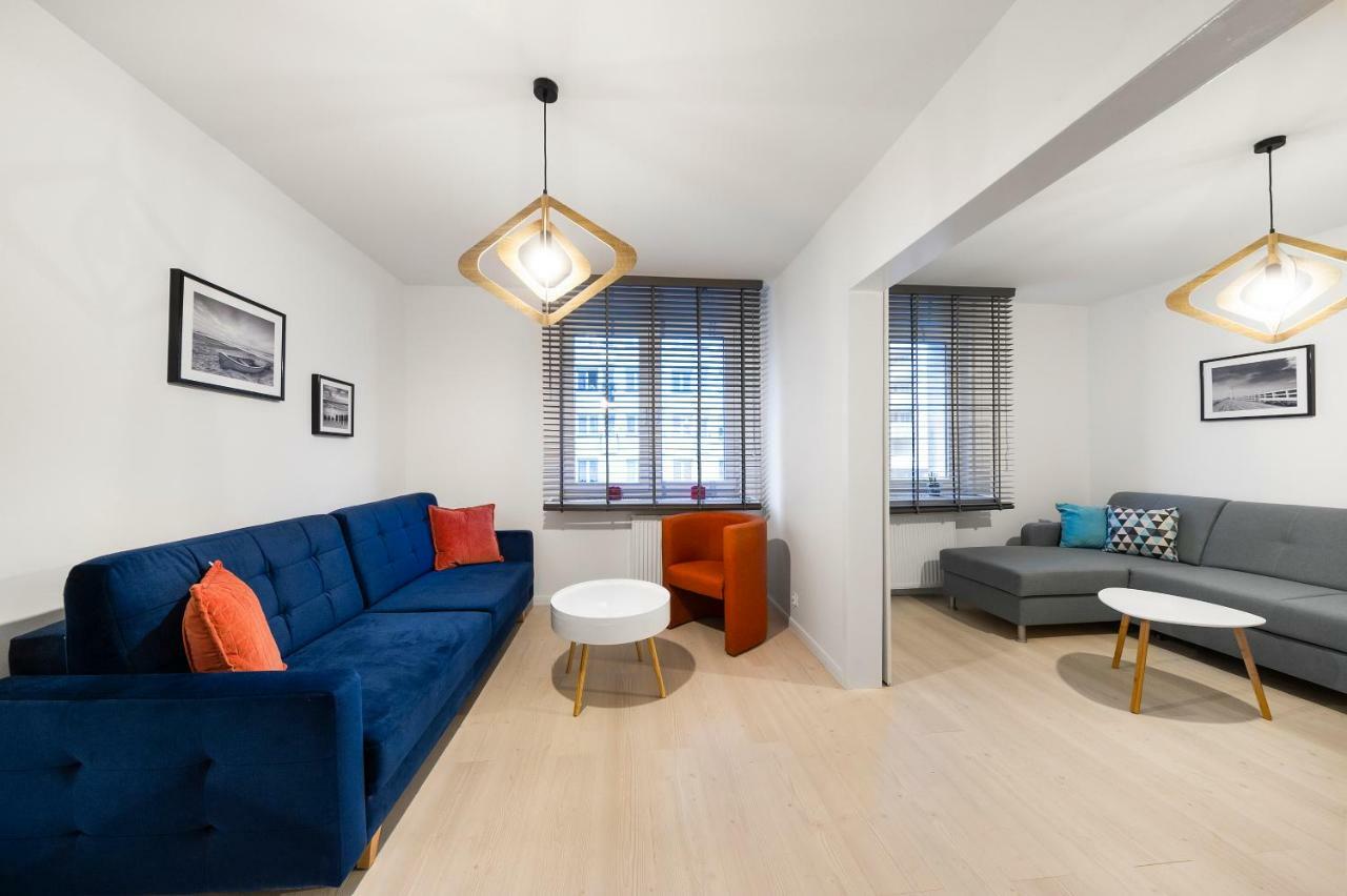 Apartment Close To 1 *