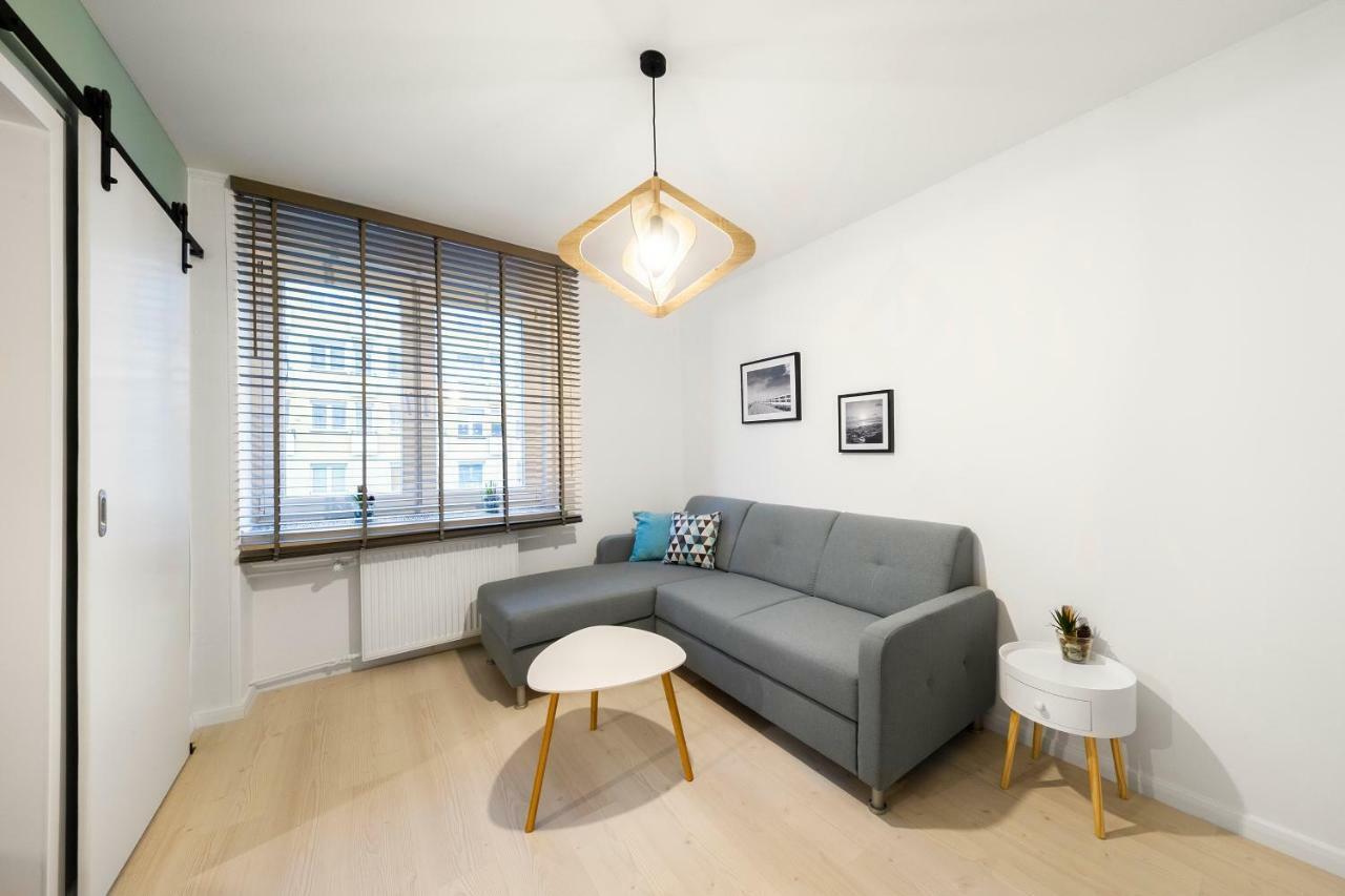 Close To 1 Apartment *