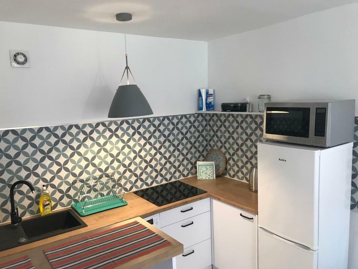 Close To 1 Apartment